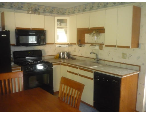 21 Josephine Street Springfield, MA 01108 - Photo 4 of 24 Gallery Image 4