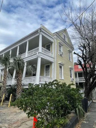 $2,300 | 121 Smith Street, Unit 4, Charleston, SC 29403