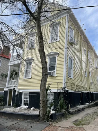 $2,300 | 121 Smith Street, Unit 4, Charleston, SC 29403