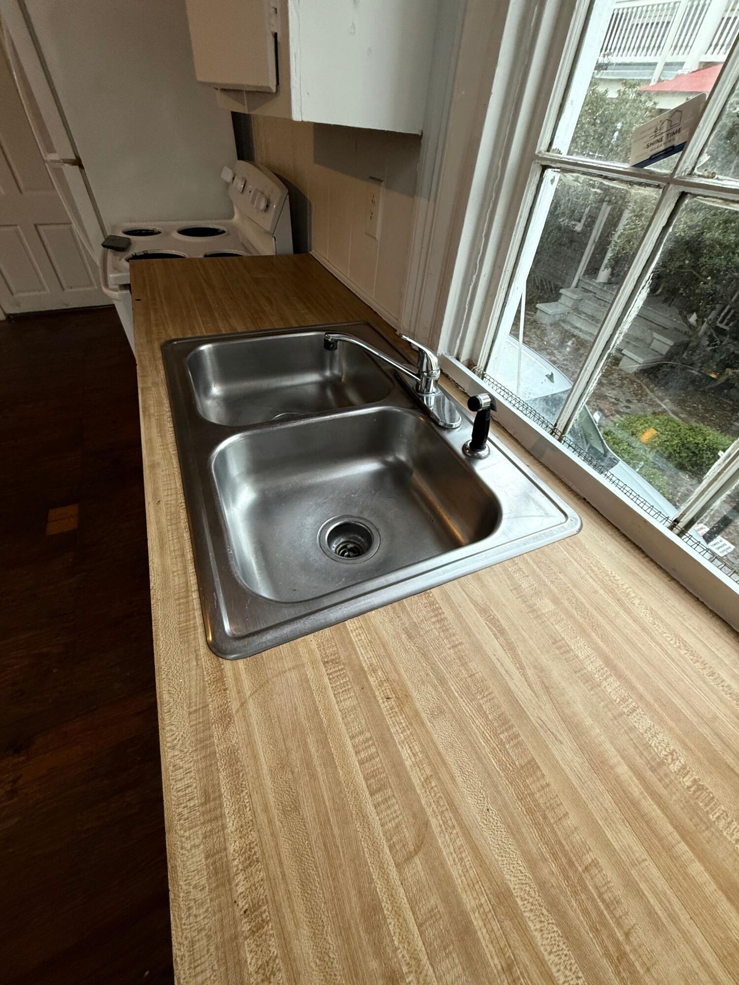 121 Smith Street, Unit 4 Charleston, SC 29403 - Photo 8 of 9 original (6)