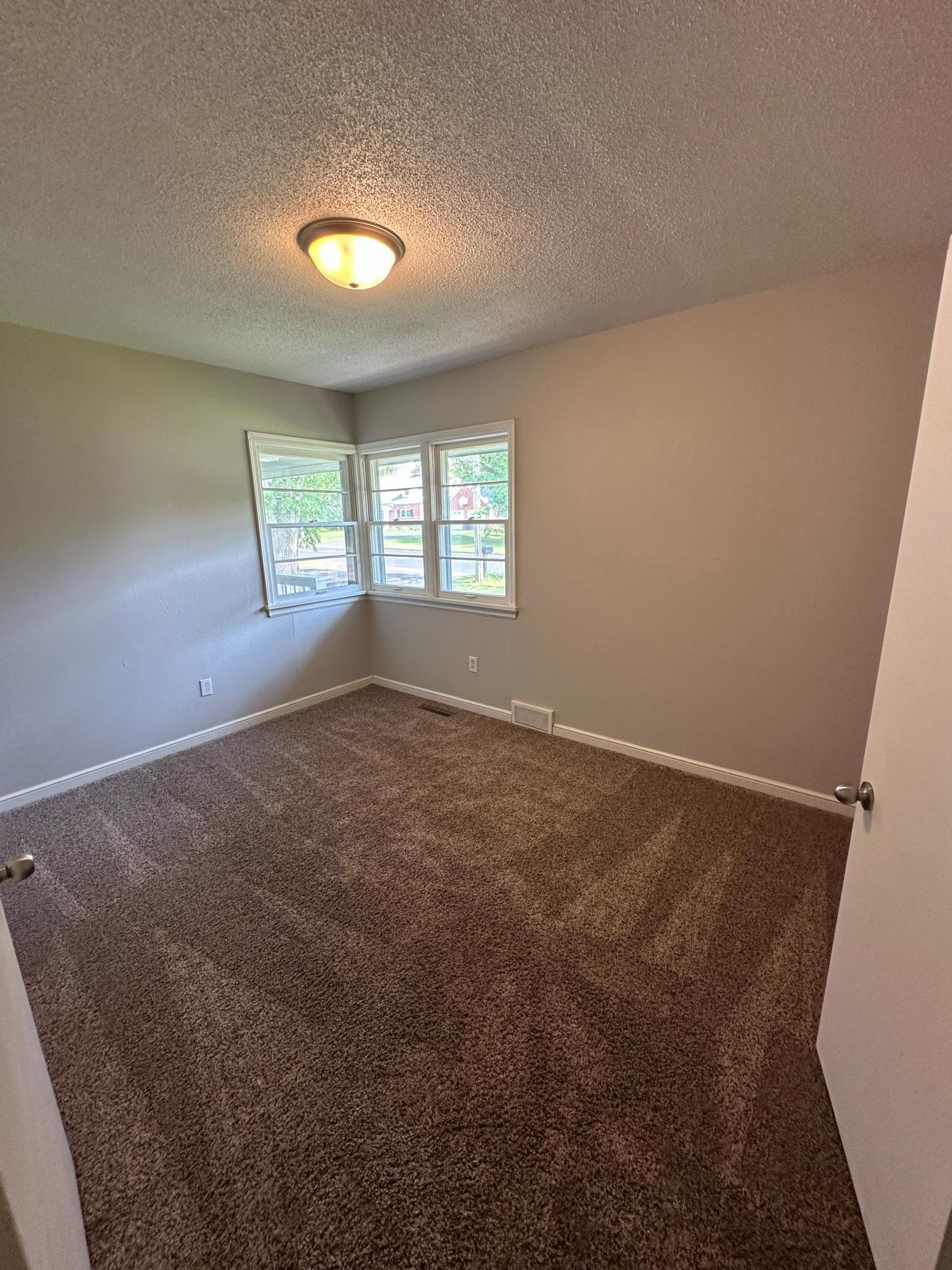 332 Pleasant Avenue Ellsworth, WI 54011 - Photo 15 of 29