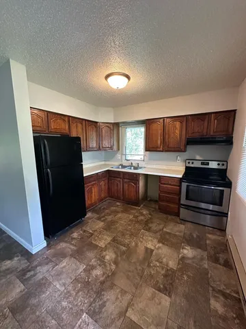 $349,900 | 332 Pleasant Avenue, Ellsworth, WI 54011