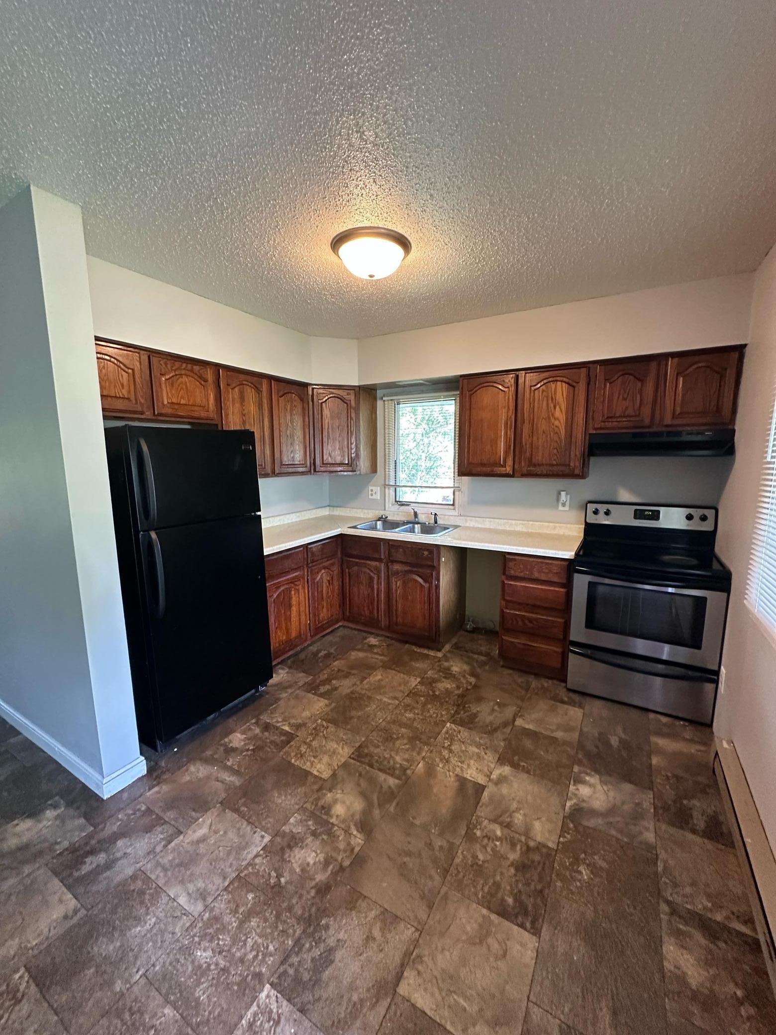 332 Pleasant Avenue Ellsworth, WI 54011 - Photo 20 of 29