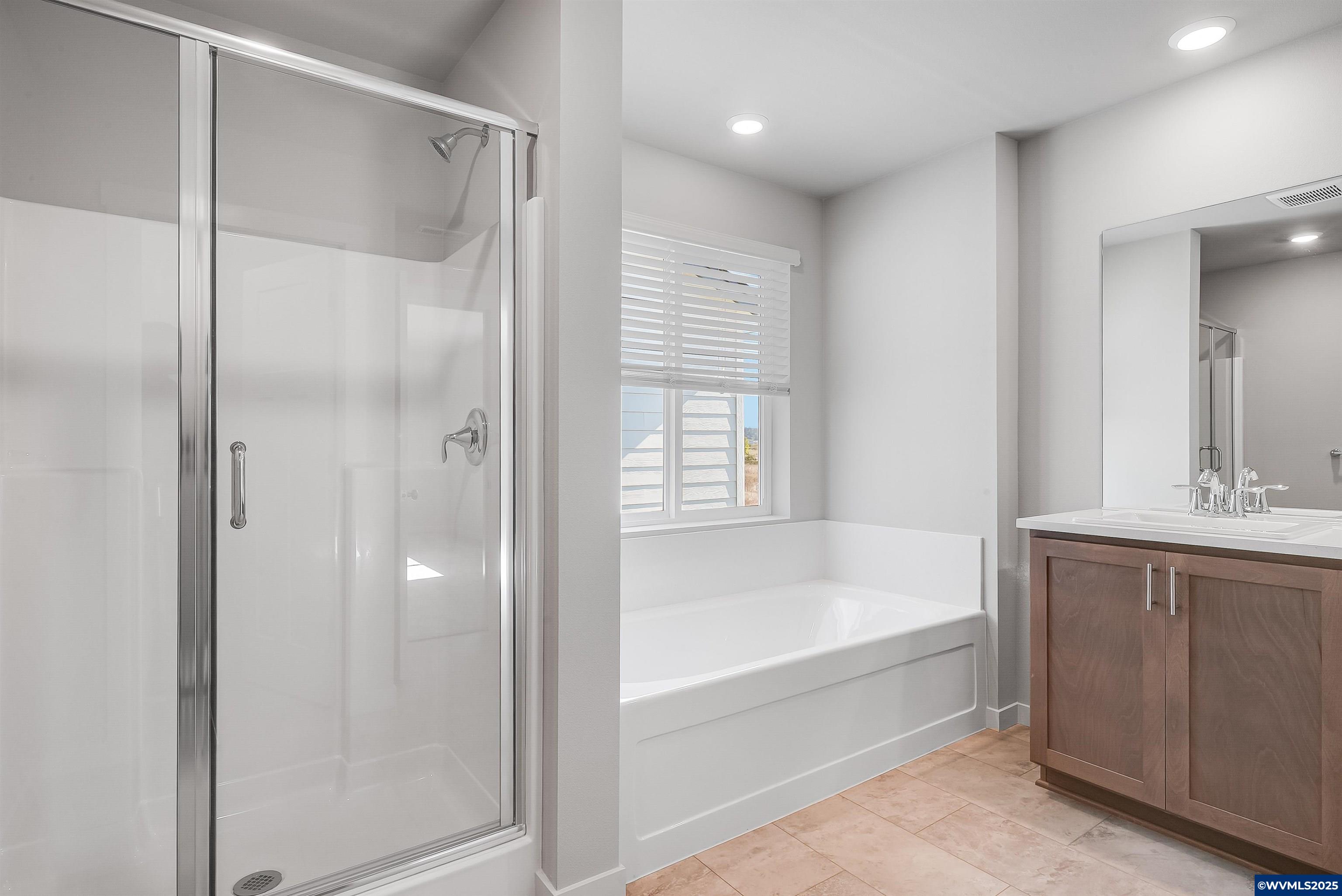 5879 Bainbridge Road Eugene, OR 97402 - Photo 11 of 13
