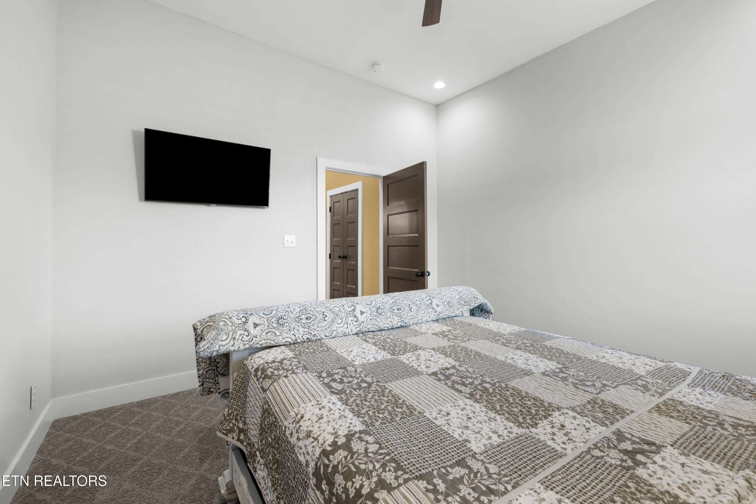 559 Morie Road Dandridge, TN 37725 - Photo 22 of 55 026-559MorieRoad-Dandridge-TN-37725-SMAL