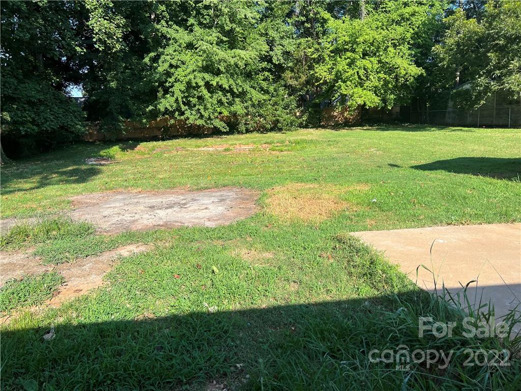 220 Pine Road Mount Holly, NC 28120 - Photo 20 of 20 a view of a yard with a tree
