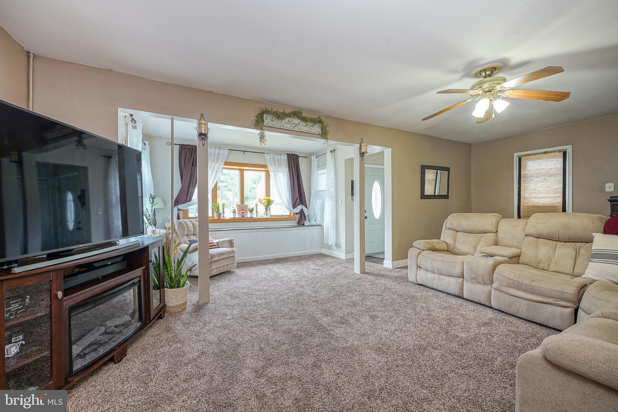 222 Dickinson Road Glassboro, NJ 08028 - Photo 2 of 32 Gallery Image 2