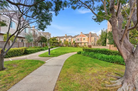 $1,650,000 | 142 Positano Circle, Redwood City, CA 94065