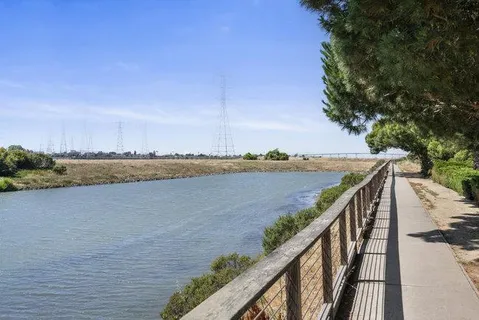 $1,650,000 | 142 Positano Circle, Redwood City, CA 94065