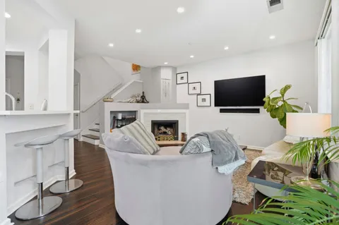 $1,650,000 | 142 Positano Circle, Redwood City, CA 94065