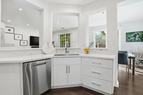 $1,650,000 | 142 Positano Circle, Redwood City, CA 94065