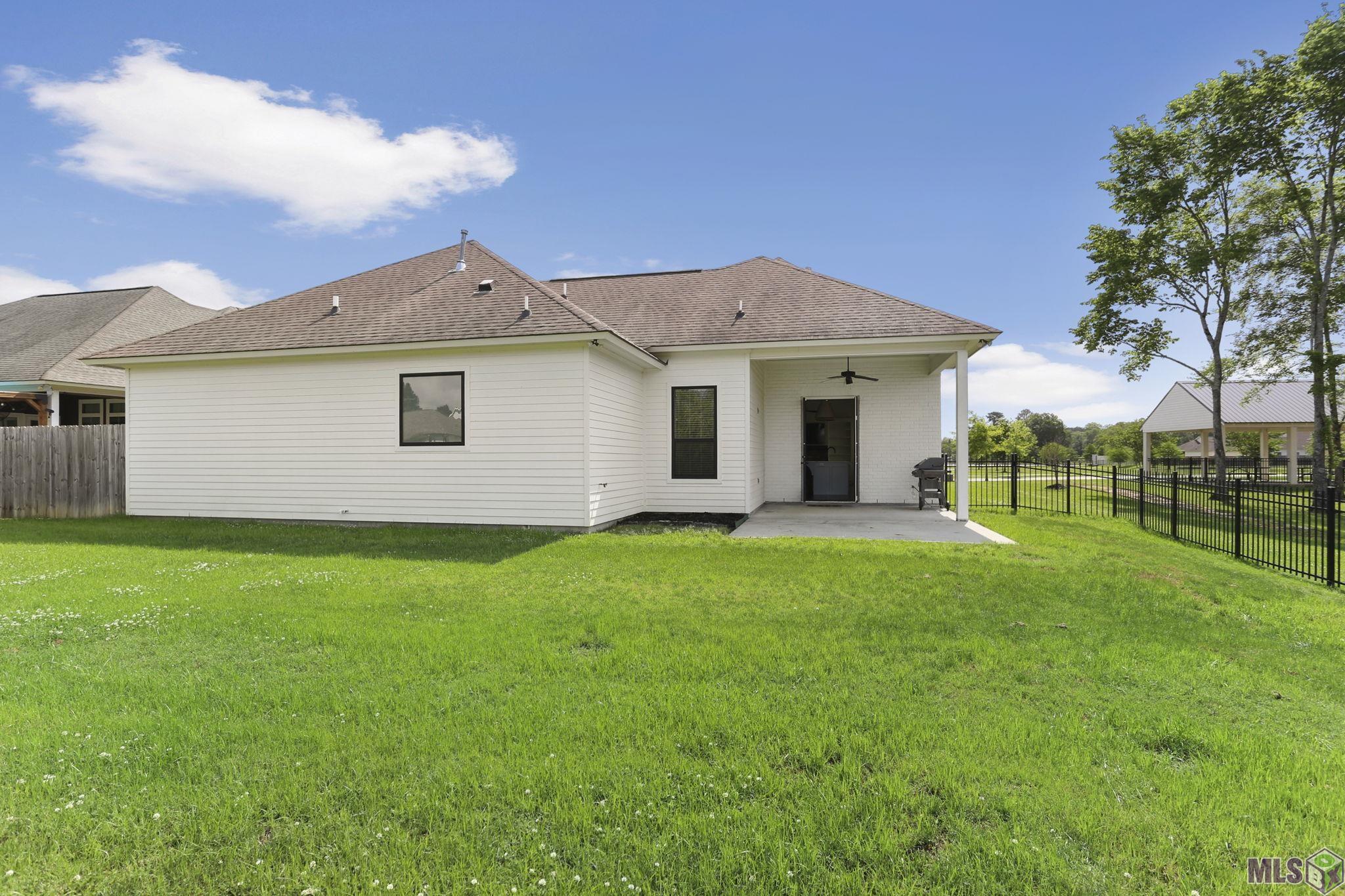 8326 Sully Drive Baton Rouge, LA 70818 - Photo 14 of 18