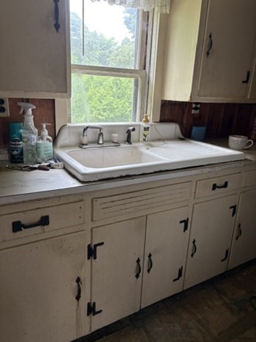 2 Barden Lane Warren, RI 02885 - Photo 3 of 19