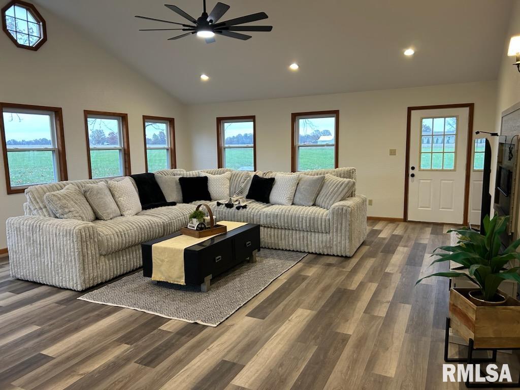 12266 East Violet Road Mount Vernon, IL 62864 - Photo 10 of 38