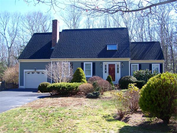 36 Blackbird Road Barnstable, MA 02648 - Photo 29 of 29 a front view of house with yard and green space