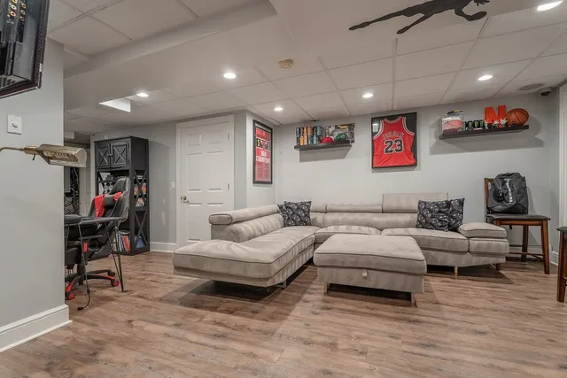 $1,199,000 | 260 George Washington Highway, Clayville, RI 02815