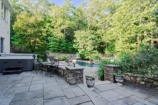 $1,199,000 | 260 George Washington Highway, Clayville, RI 02815