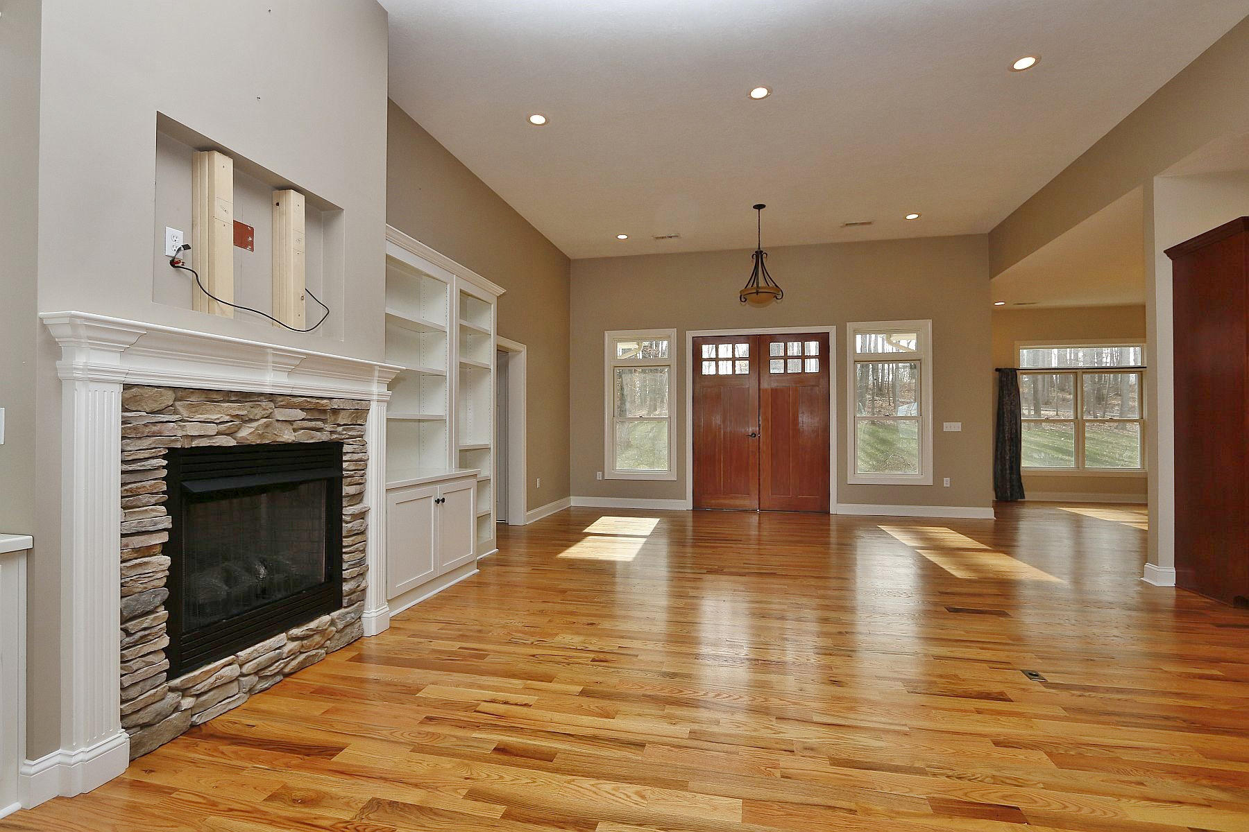 1177 Windlass Road Moneta, VA 24121 - Photo 2 of 91 Great Room (2)