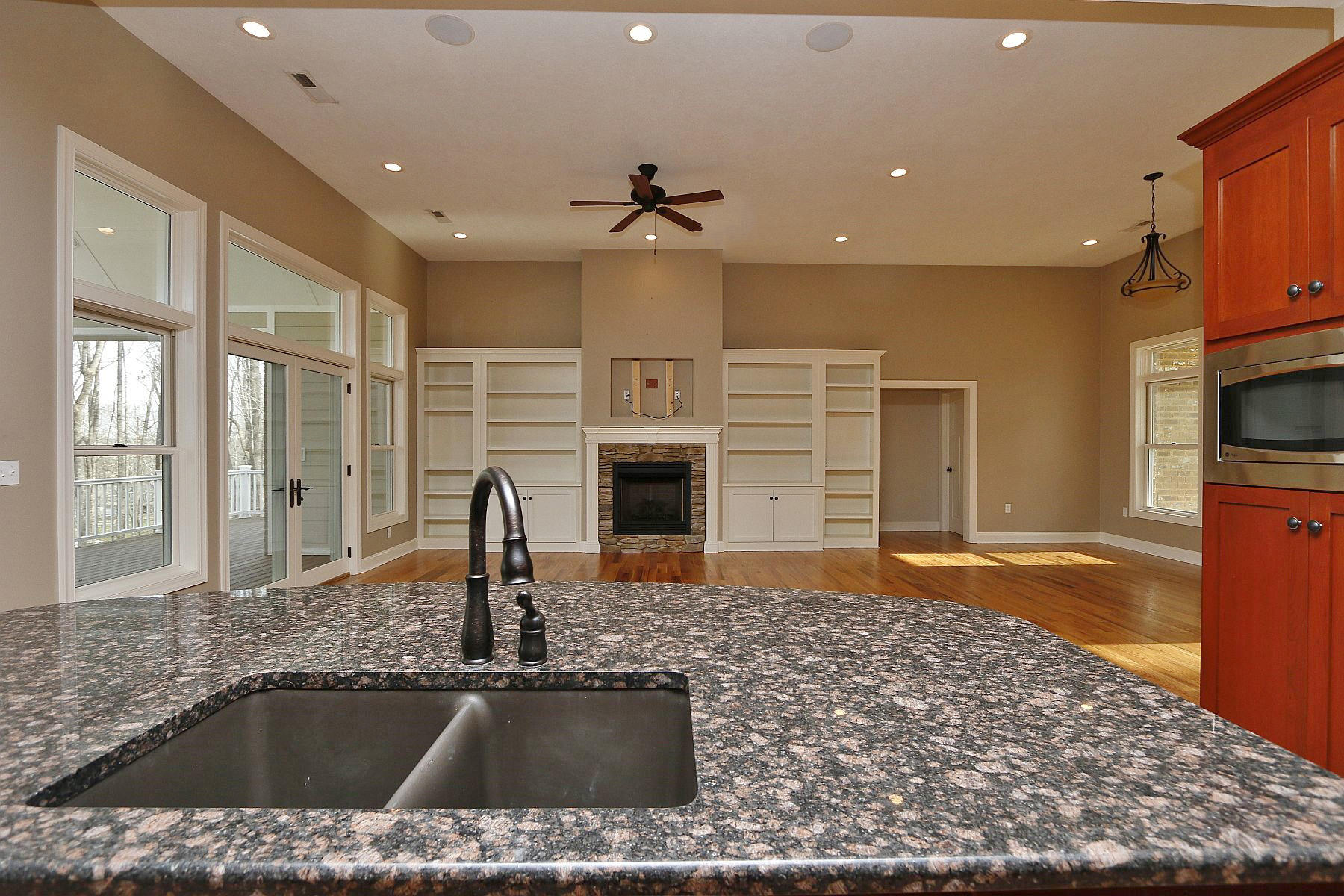 1177 Windlass Road Moneta, VA 24121 - Photo 19 of 91 Kitchen (12)