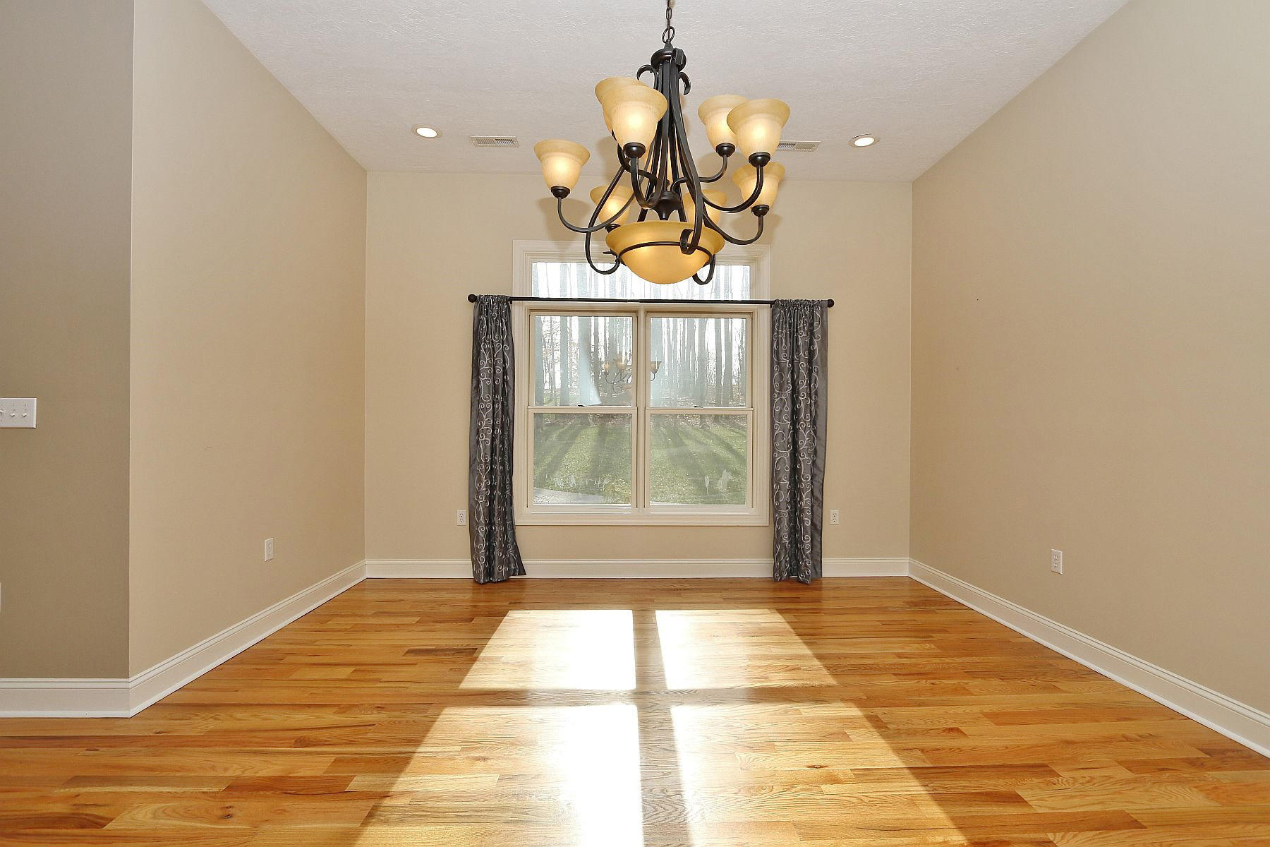 1177 Windlass Road Moneta, VA 24121 - Photo 20 of 91 Dining Room (1)