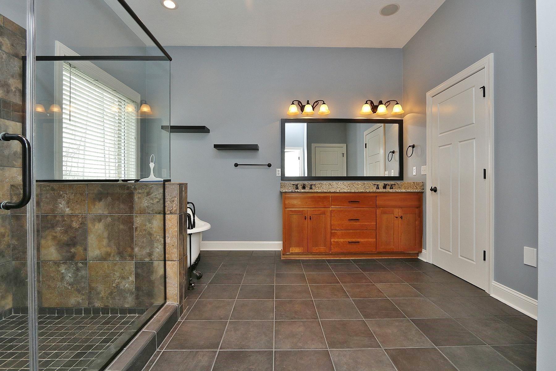 1177 Windlass Road Moneta, VA 24121 - Photo 32 of 91 Master Bath (3)