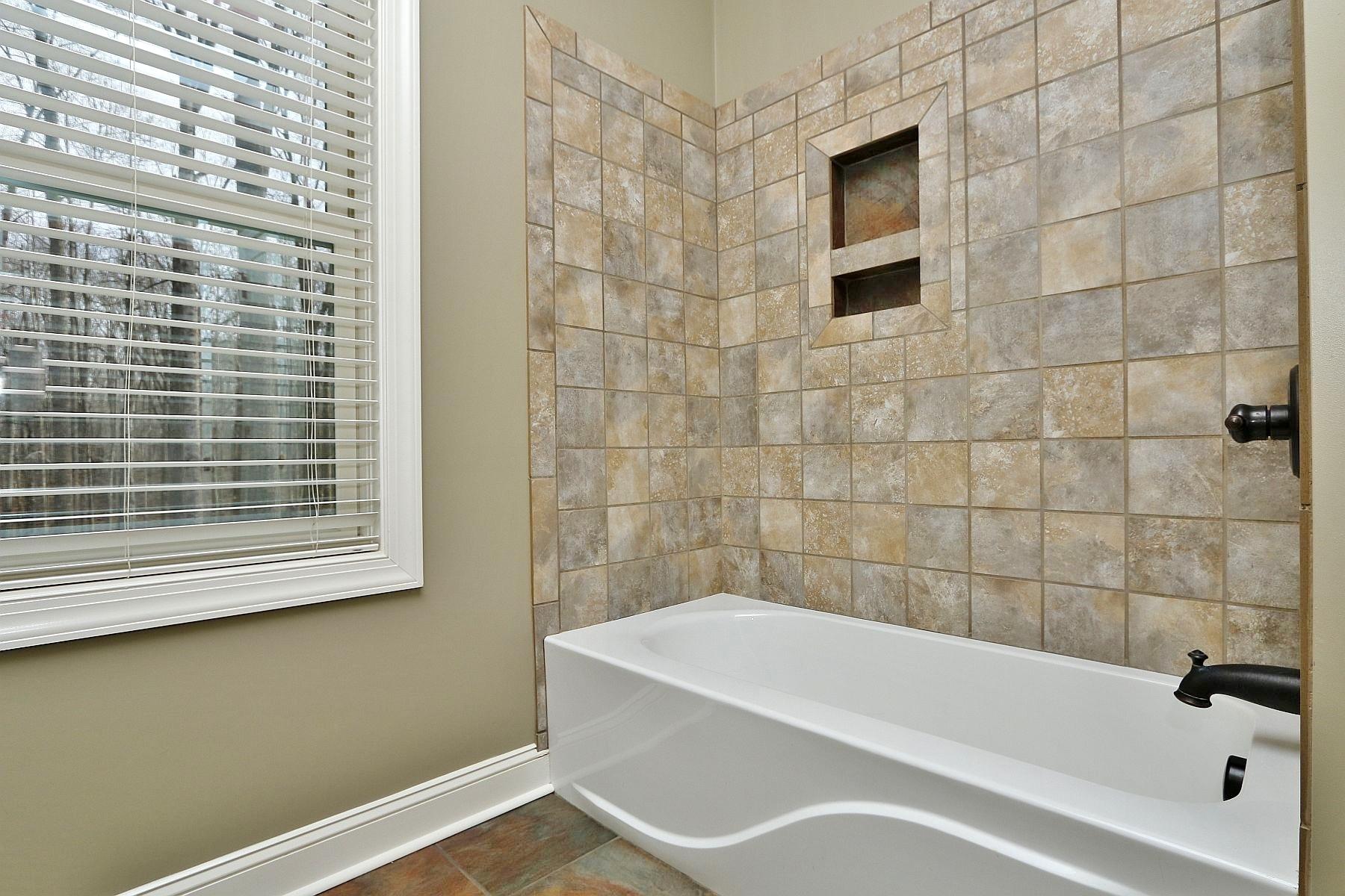 1177 Windlass Road Moneta, VA 24121 - Photo 36 of 91 Main Level Bath (2)