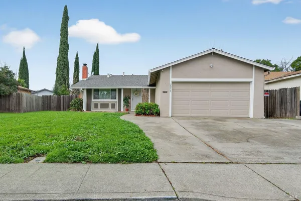 $470,000 | 2013 Cormorant Drive, Fairfield, CA 94533