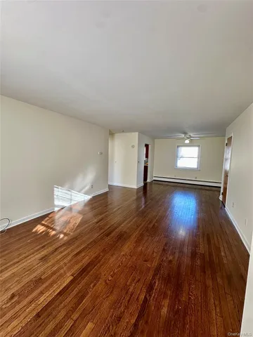 $1,800 | 174 Orange Avenue, Unit 1N, Suffern, NY 10901