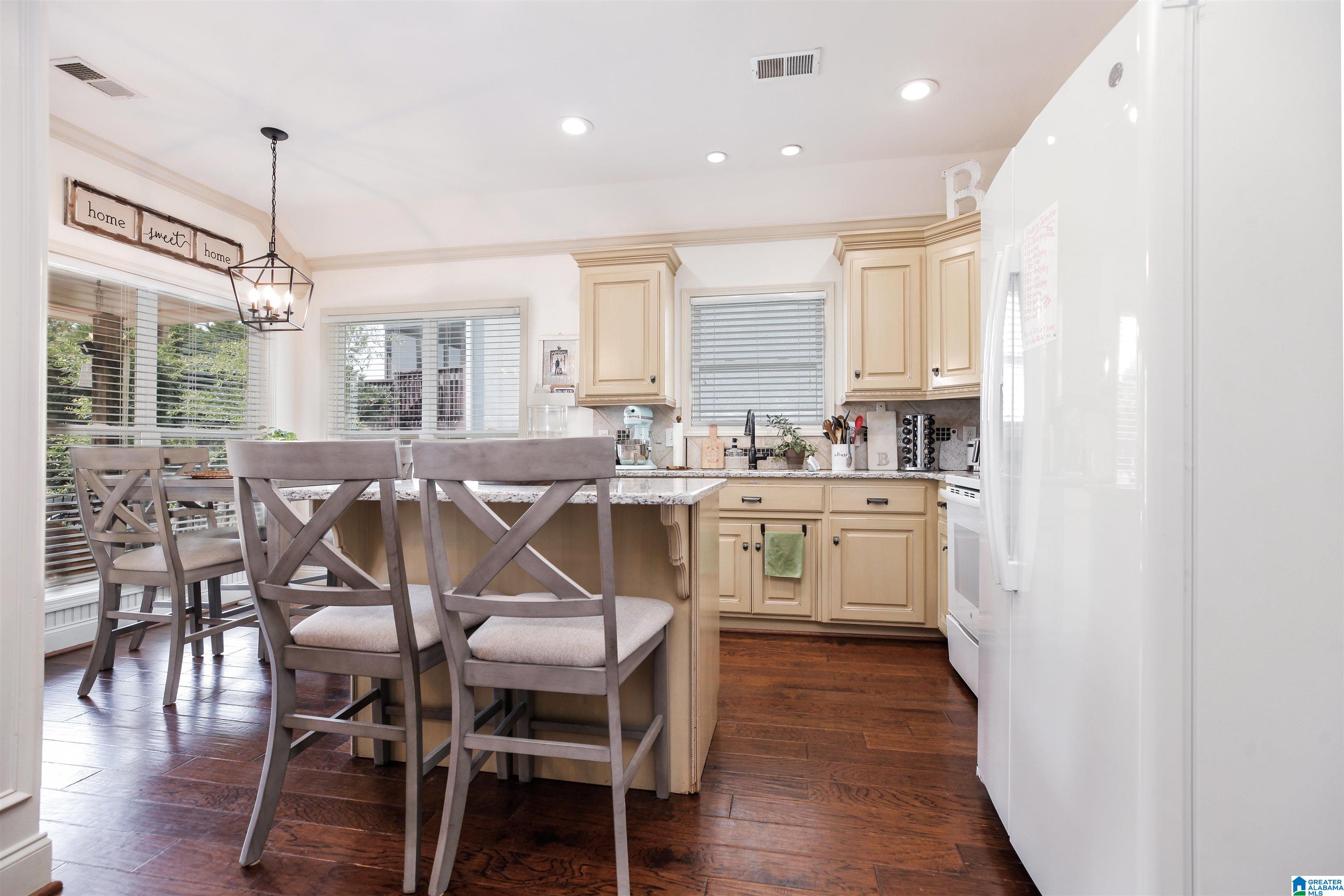 720 Ridge Way Circle Birmingham, AL 35226 - Photo 5 of 30
