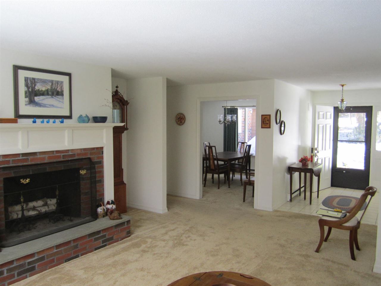 69 Wellswood Road New London, NH 03257 - Photo 9 of 24 Gallery Image 9