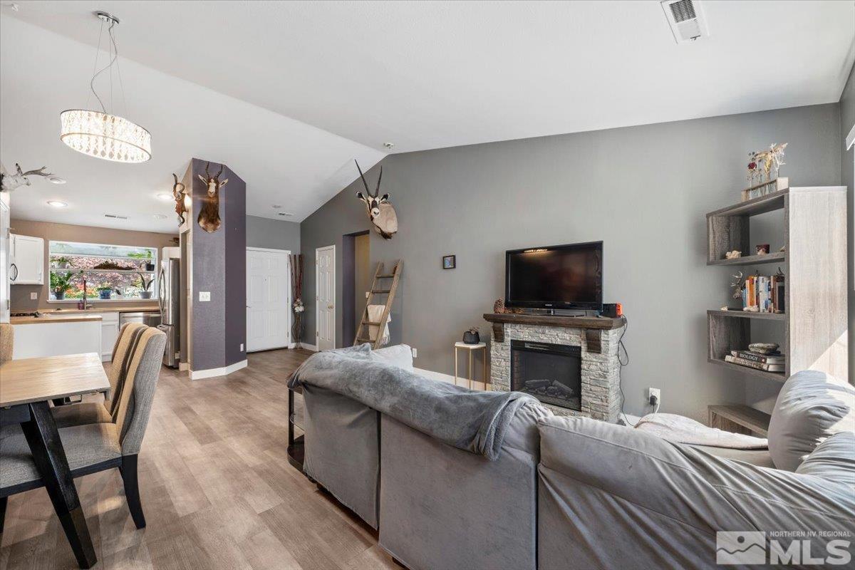 3121 May Rose Circle Reno, NV 89502 - Photo 8 of 36 Photo 8