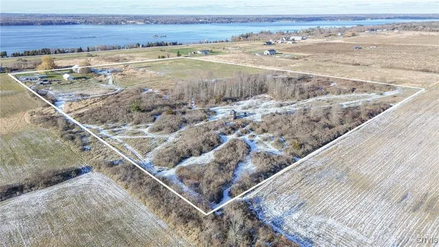 $750,000 | 208 River Road, Hammond, NY 13646