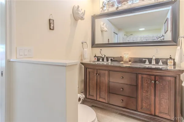 $750,000 | 208 River Road, Hammond, NY 13646