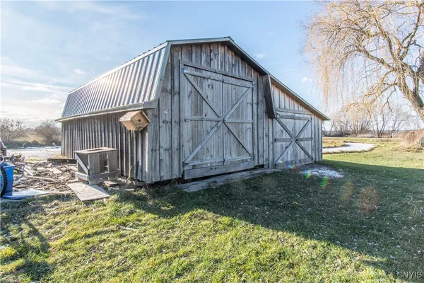 $750,000 | 208 River Road, Hammond, NY 13646