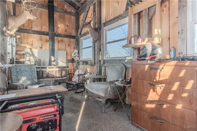 $750,000 | 208 River Road, Hammond, NY 13646