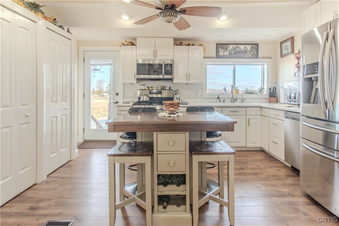 208 River Road Hammond, NY 13646 - Photo 10 of 46