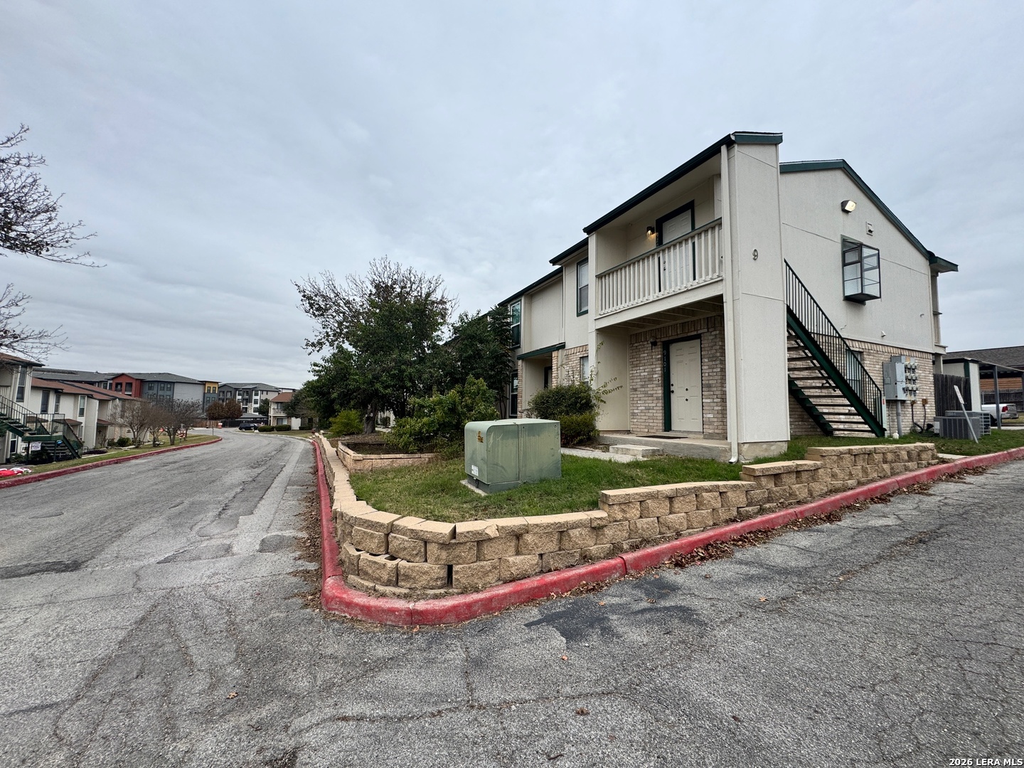 4949 Hamilton Wolfe Road, Unit 9201 San Antonio, TX 78229 - Photo 2 of 23