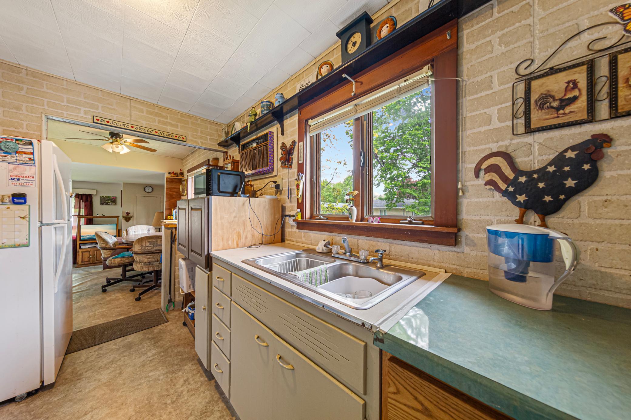 234 River Street Jackson, MN 56143 - Photo 3 of 21