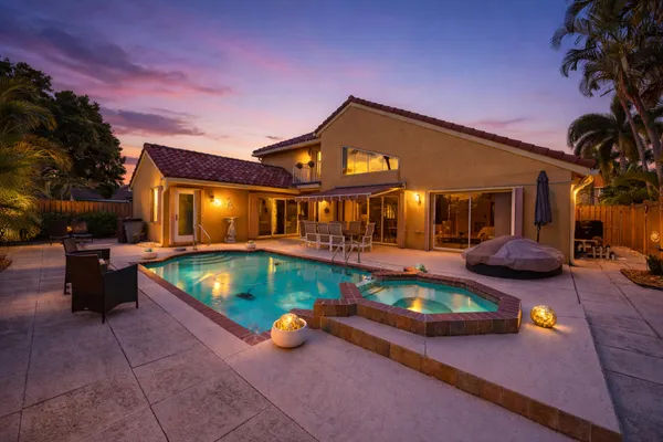 $825,000 | 5597 Descartes Circle, Boynton Beach, FL 33472