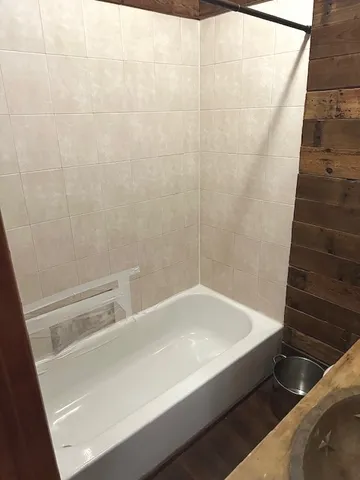 $192,000 | 106 Round House Street, Braidwood, IL 60408