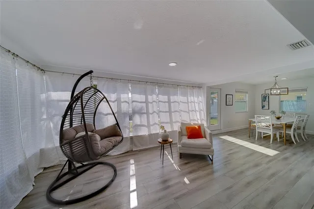 $4,900 | 2109 Bayshore Drive, Belleair Beach, FL 33786