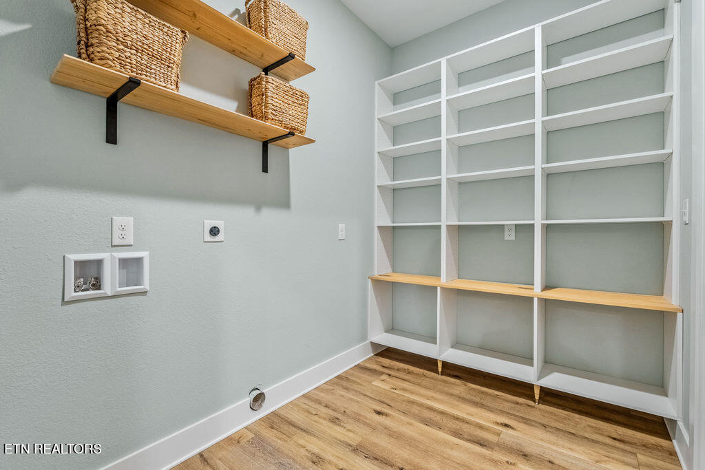 136 Pocola Way Loudon, TN 37774 - Photo 22 of 53 Laundry