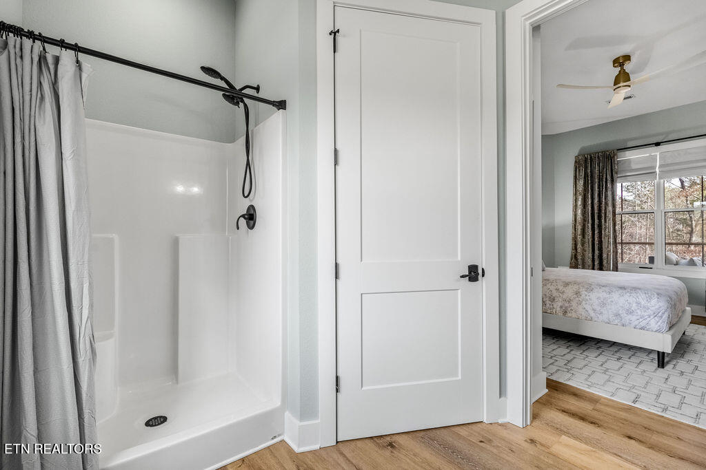 136 Pocola Way Loudon, TN 37774 - Photo 26 of 53 Guest Bathroom