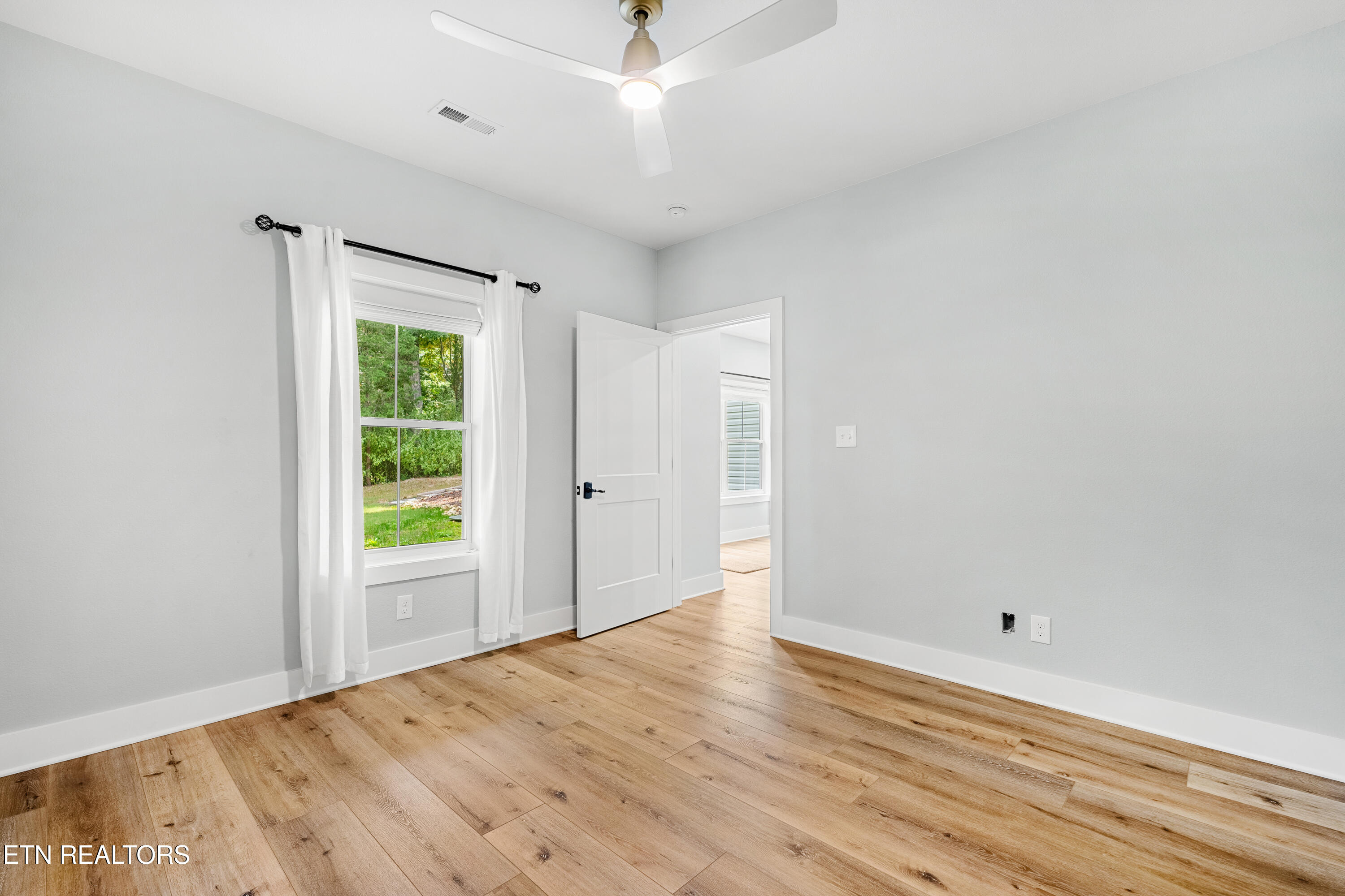 136 Pocola Way Loudon, TN 37774 - Photo 37 of 53 Bedroom 3- Lower Level