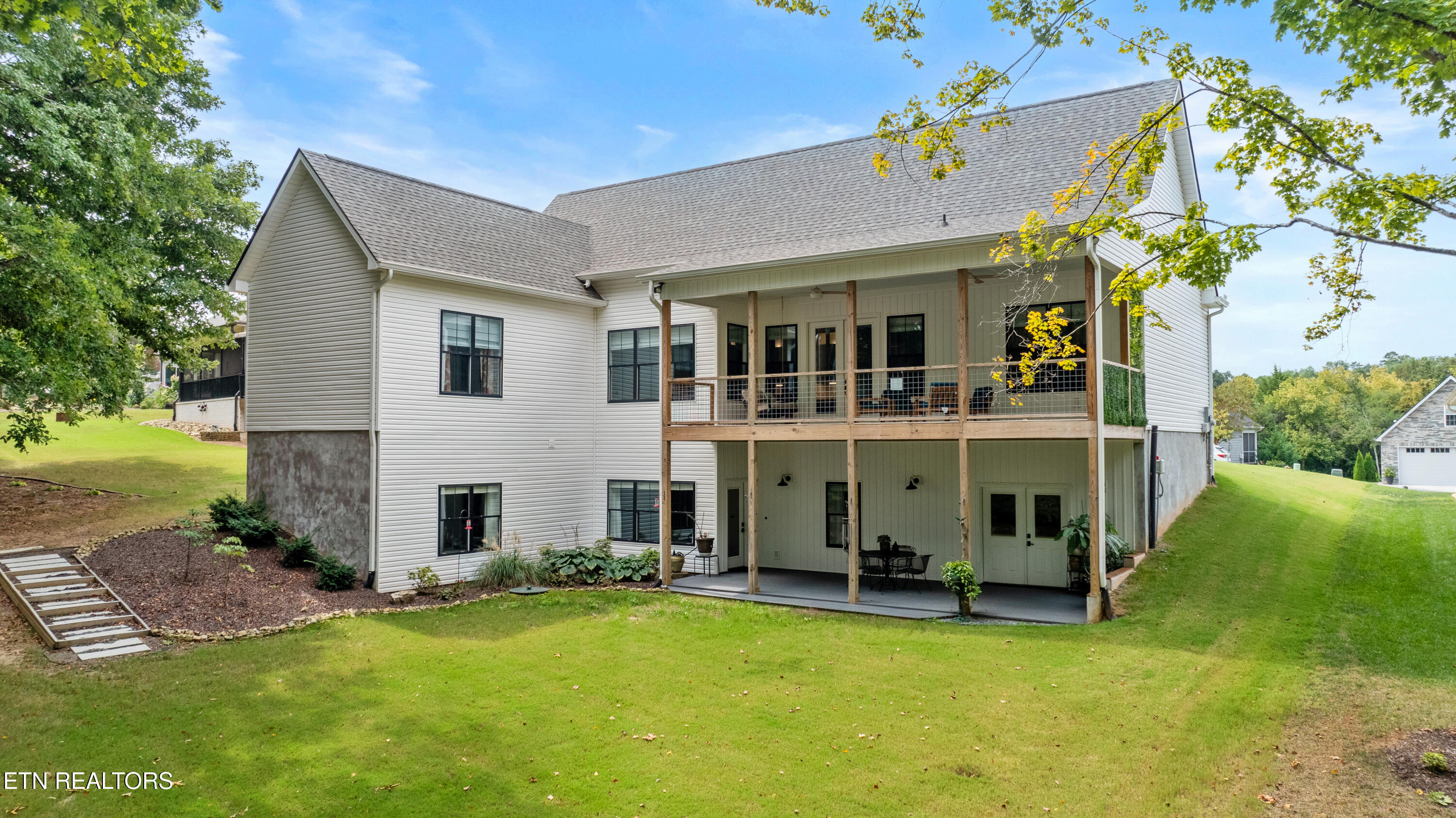 136 Pocola Way Loudon, TN 37774 - Photo 45 of 53 Back View