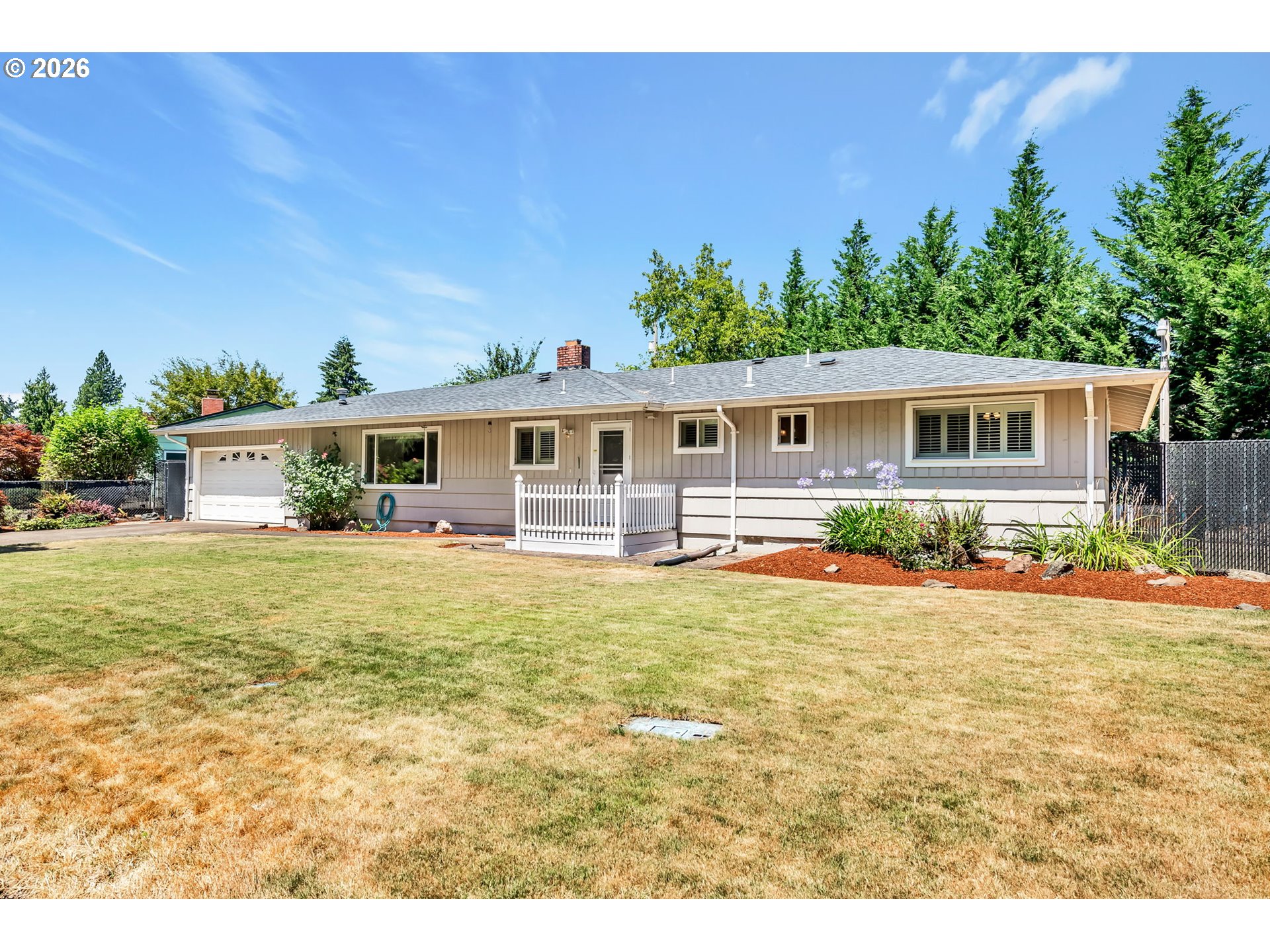 681 Hatton Avenue Eugene, OR 97404 - Photo 2 of 46