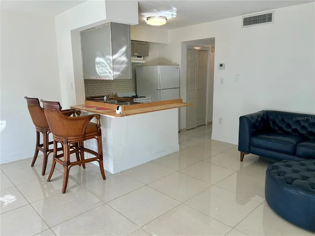 $110,000 | 4035 South School Avenue, Unit B3, Sarasota, FL 34231