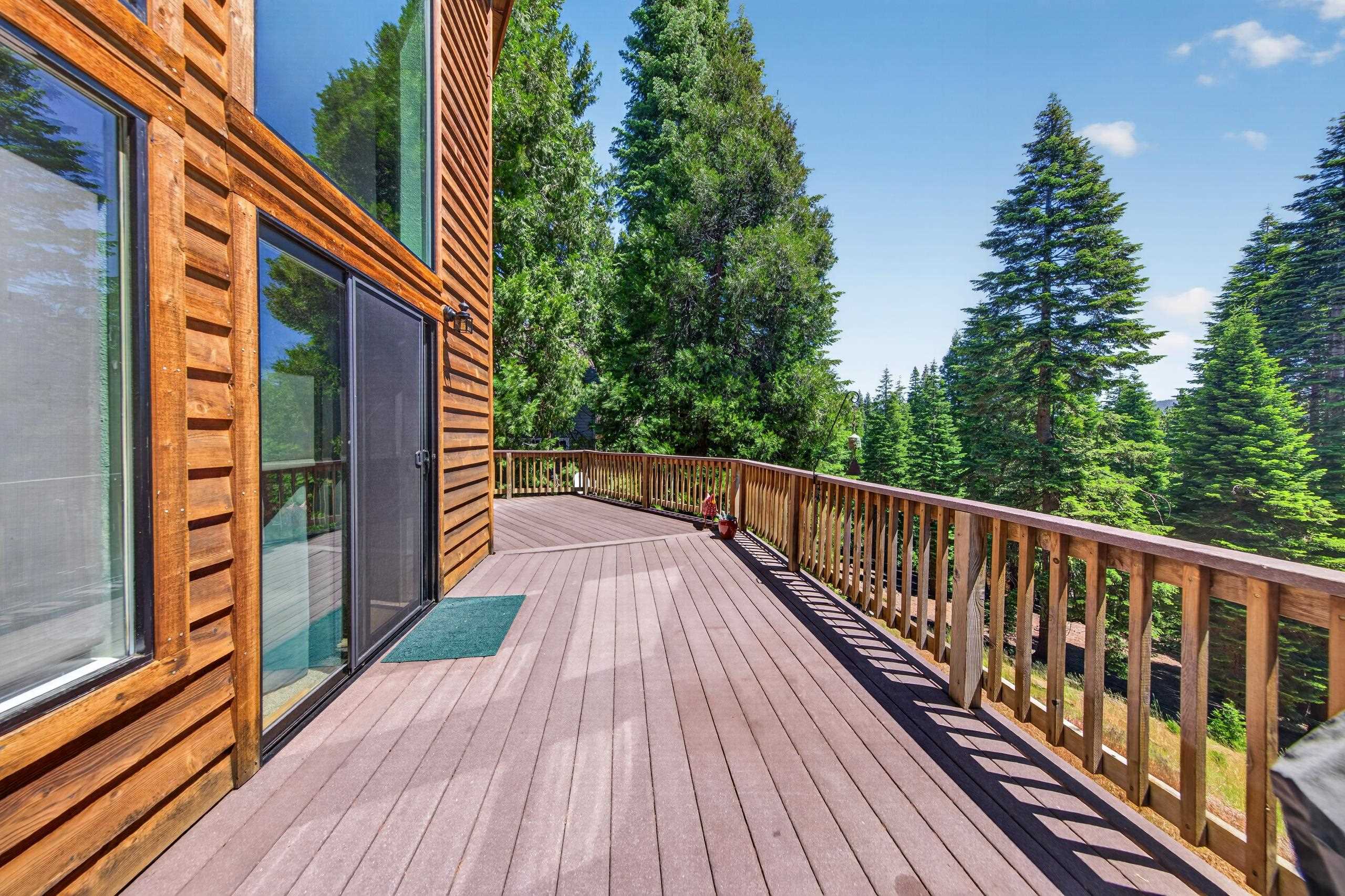 716 Lake Ridge Road Lake Almanor, CA 96137 - Photo 4 of 39