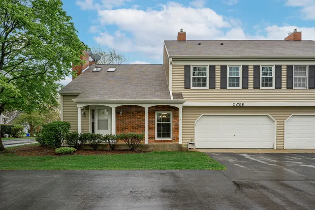 $297,000 | 2S708 Timber Drive, Warrenville, IL 60555