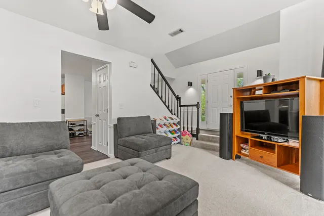 $297,000 | 2S708 Timber Drive, Warrenville, IL 60555